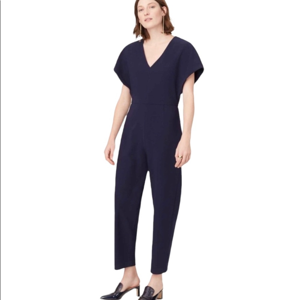 Club Monaco Janah Jumpsuit Navy Blue Cropped Leg V Neck Size 2